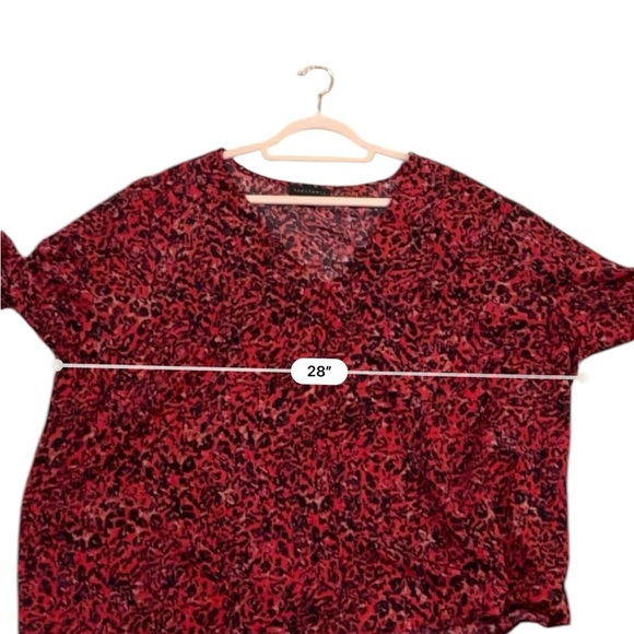 Sanctuary abstract print blouse smocked sleeves button front red black 3X - Picture 4 of 10